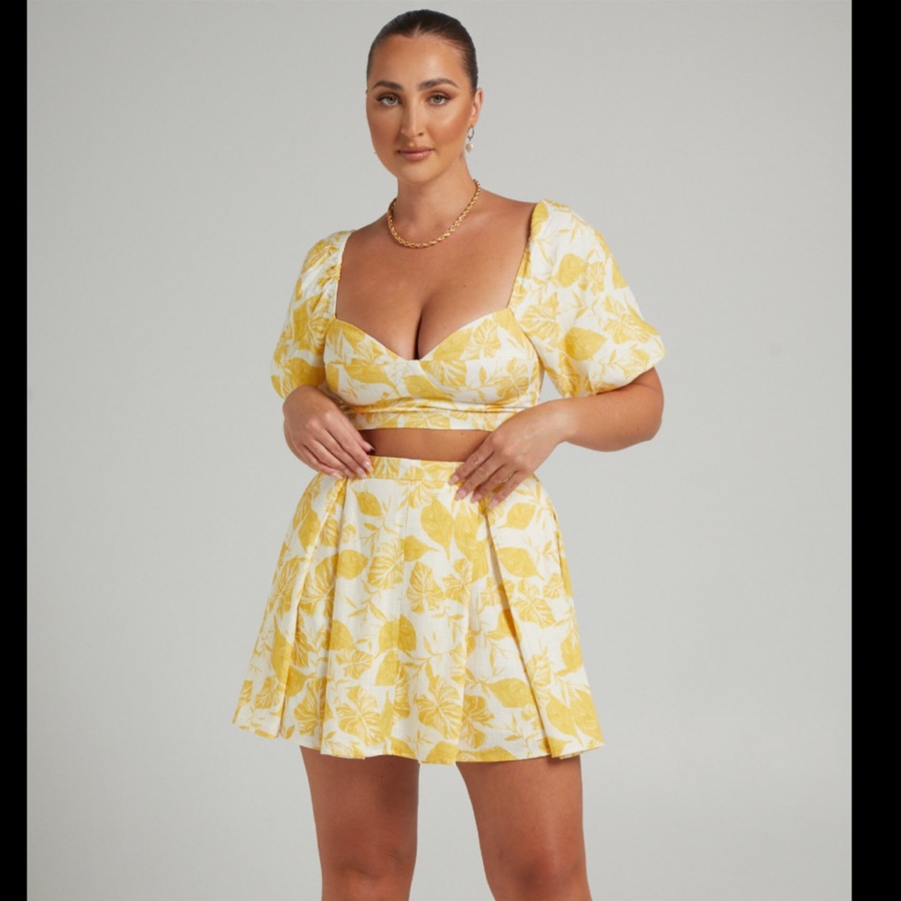 Floral skirt set
